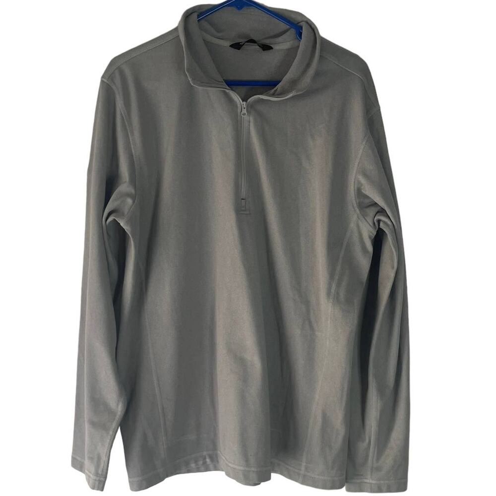 The North Face Men's Size Large Light Grey Activewear Half Zip Sweater